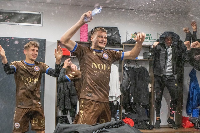 首日排位赛 首日排位赛